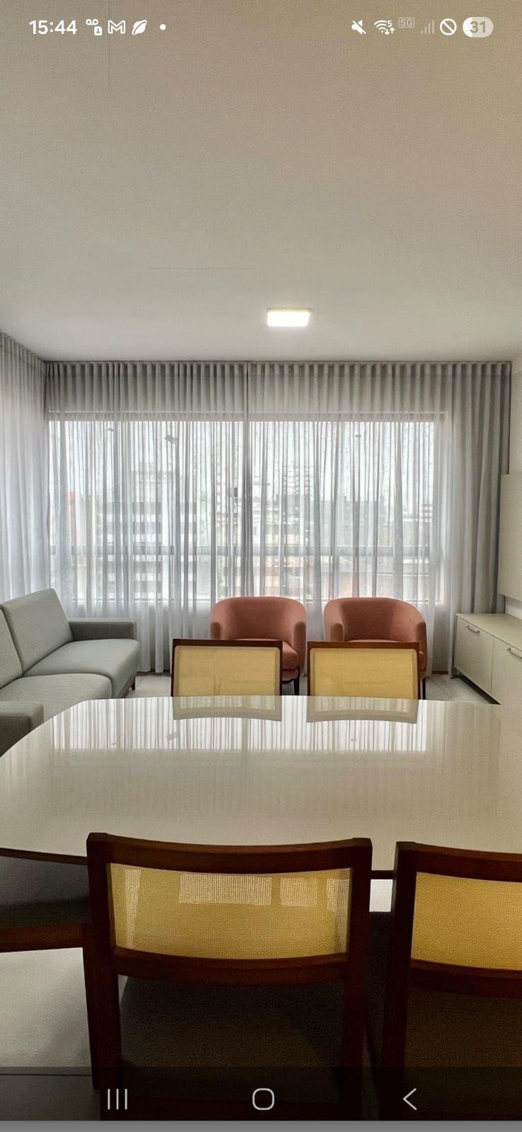 Apto Vila Àpia, Capão da Canoa, 154m², 03 suítes, lavabo, 2 vagas. Pertinho do mar, de frente pra avenida!